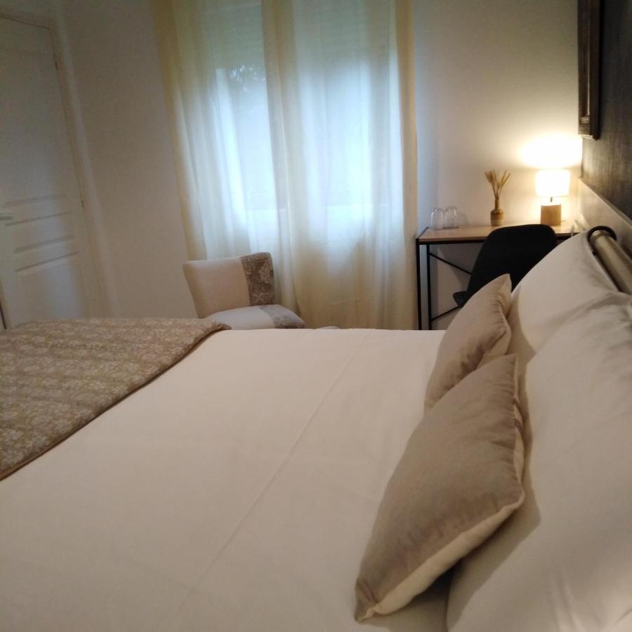 La Girouardière La Flèche Esterno foto